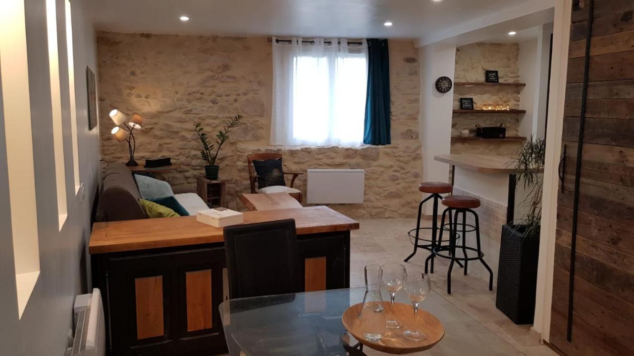 Maison Au Calme En Campagne Climatisee Caderousse Exteriör bild