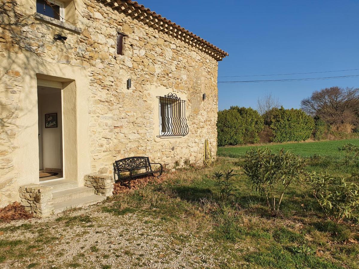 Maison Au Calme En Campagne Climatisee Caderousse Exteriör bild