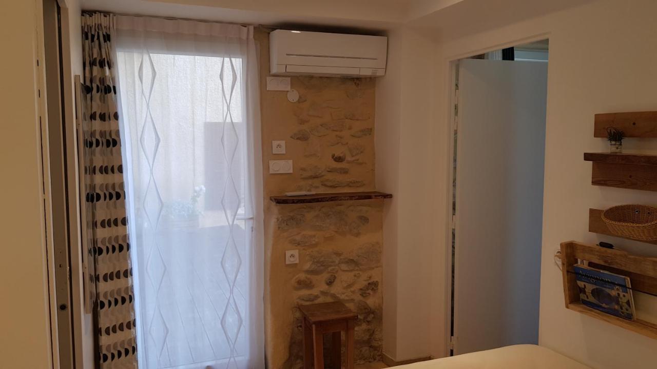 Maison Au Calme En Campagne Climatisee Caderousse Exteriör bild